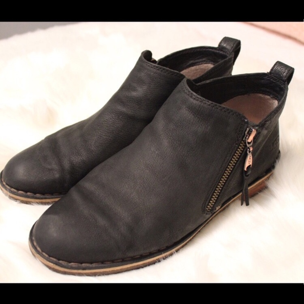 UGG Boot / Booties Size 9